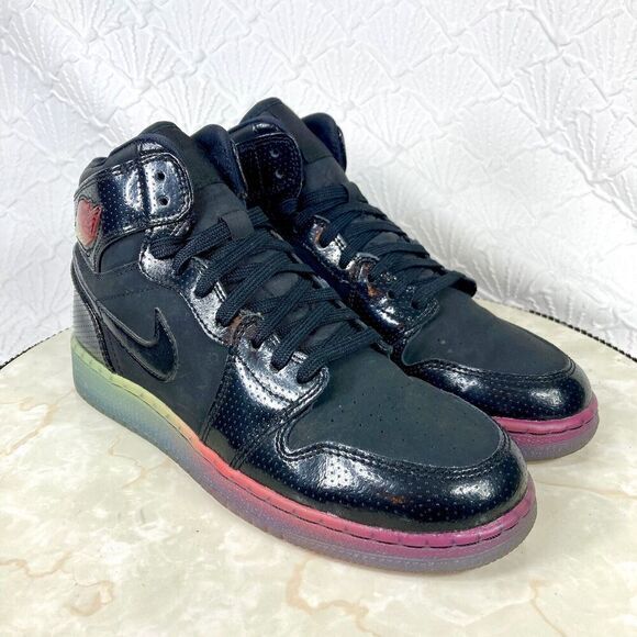 Nike Air Jordan 1 Retro Hi GS Sneakers Y (4.5) W(6) Black Fuchsia Athletic Shoes - Picture 2 of 14